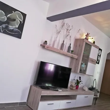 Vidovic - Two Bedroom With Terrace And Garden View Apartment Rogoznica (Sibenik-Knin)