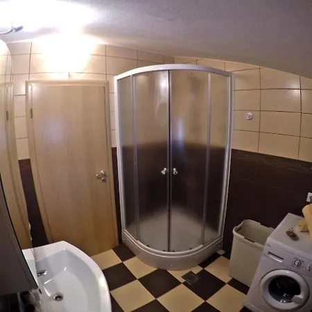 Apartment Vidovic - Two Bedroom With Terrace And Garden View *