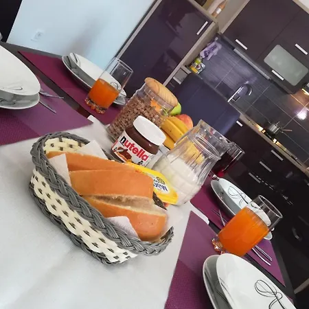 Vidovic - Two Bedroom With Terrace And Garden View Apartment Rogoznica (Sibenik-Knin)